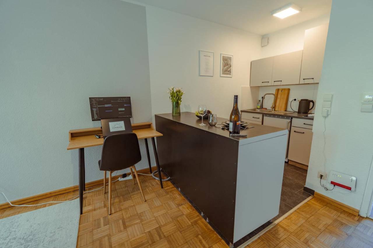 Studio Apartment Mit Parkplatz Oberesslingen Esterno foto