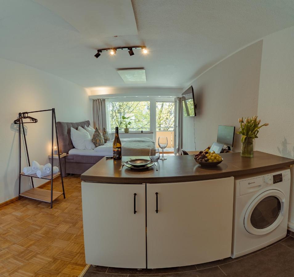 Studio Apartment Mit Parkplatz Oberesslingen Esterno foto