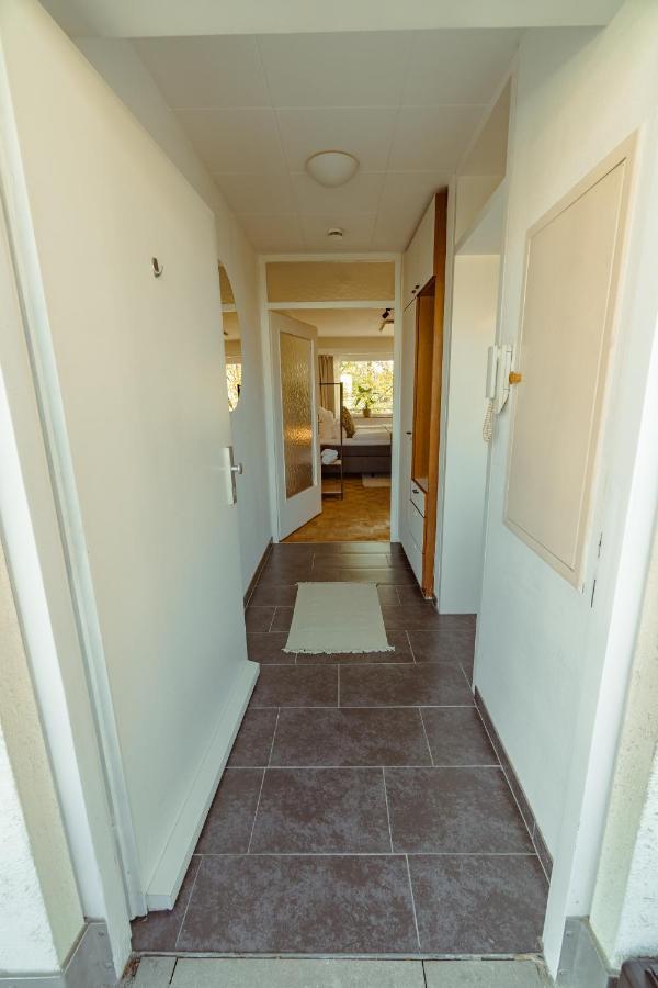 Studio Apartment Mit Parkplatz Oberesslingen Esterno foto