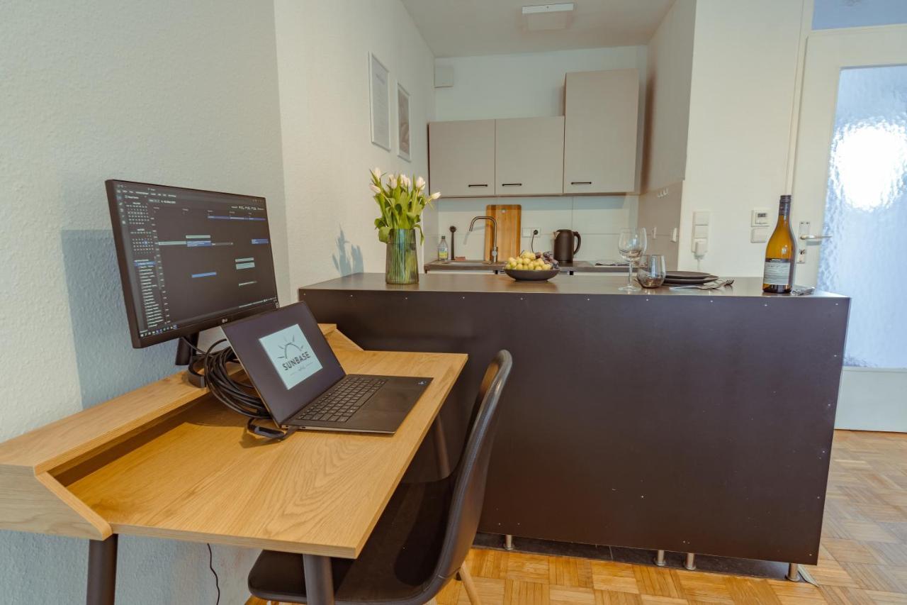Studio Apartment Mit Parkplatz Oberesslingen Esterno foto